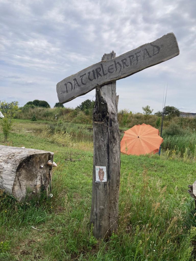 Schild am Anfang des Naturlehrpfades